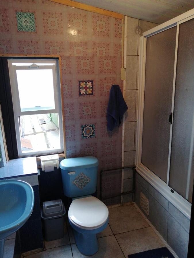 "Mi Hostal Tu Casa" Hostal Familiar Solo Empresas, Turistas Y Viajeros Espacio Para Bicicletas Y Motos Puerto Montt Eksteriør billede