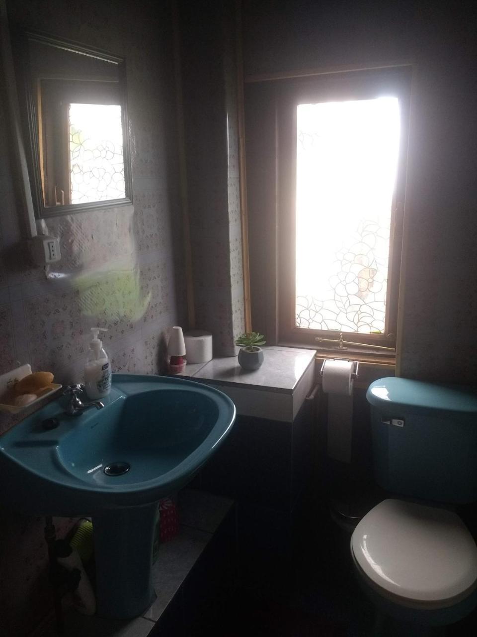 "Mi Hostal Tu Casa" Hostal Familiar Solo Empresas, Turistas Y Viajeros Espacio Para Bicicletas Y Motos Puerto Montt Eksteriør billede